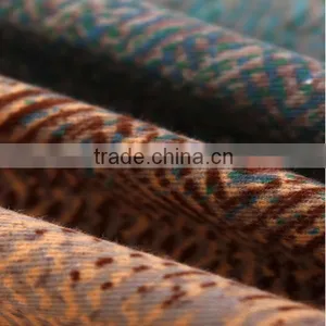 2015 Hot Sale Luxury Leopard Stripe Printed Flannel Throw Bedding Set thumbnail-4