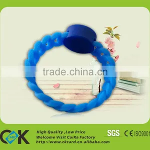 Custom Silicone Rubber id Bracelet With Low Price From Chinese Supplier thumbnail-4