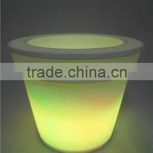 Beautiful Pot Garden Plastic LED Flower Pot thumbnail-4