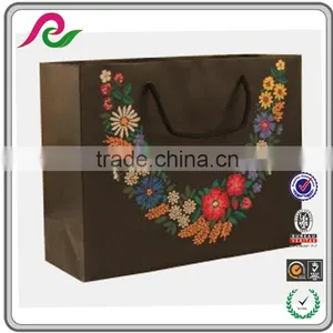 Vintage Inspired Flowers Printed Black Take Out Bags for Shopping thumbnail-1