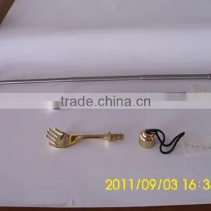 Metal Back Scratcher thumbnail-1