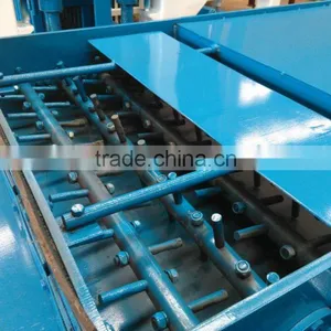 QT4-20C Hydraulic System Cement Block Making Machine thumbnail-3