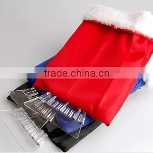 Ice Scraper Plastic With Glove thumbnail-3