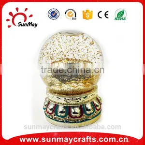 Wholesale Cheap Polyresin Globo de Neve for Sale thumbnail-2