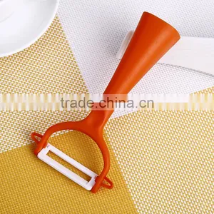 BKB08 Cute PP Handle Ceramic Blade Fruit Peeler thumbnail-3