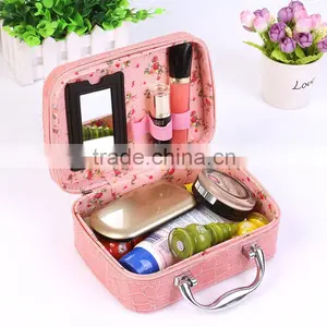 New Style Korean Nail Art Retro Portable Crocodile Grain Large Capacity High Grade Cosmetic Bag thumbnail-2