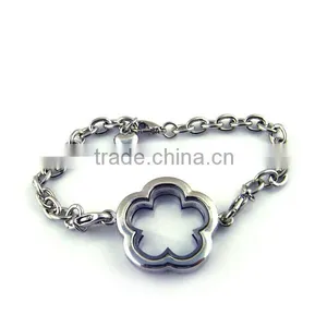 Flower Floating Glass Locket Bracelet thumbnail-1