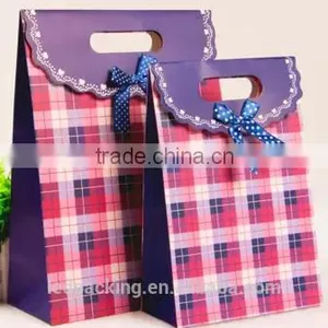 Beautiful Plaid Paper Gift Bags,customized Present Bags thumbnail-2