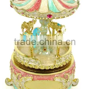 Metal Trinket Box thumbnail-1