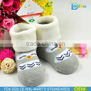 Multi-design Keep Warm Winter Baby Shoe Socks for 0-3 Years thumbnail-3