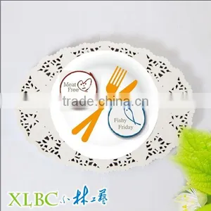 Paper Lace Doilies With Oval Shade thumbnail-1
