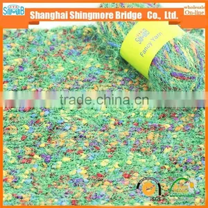 China Fancy Knitting Yarn Factory Direct Wholesale Oeko Tex 100 Polyester Lantern Feather Yarn for Carpet With Free Samples thumbnail-1