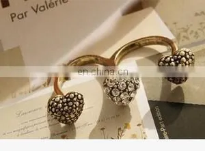 2017 New Fashion Three Heart Simulated Diamond Two Finger Rings Fashion Retro Double Finger Open Ring Classic Fashion thumbnail-2