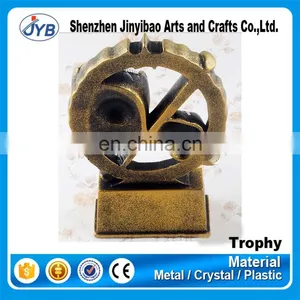 New Design Resin Baseball MittenTrophy in Metal Arfts & Crafts thumbnail-3