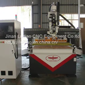 Automatic Linear Tool Changer 2040 CNC Wood Router Machine for Wood Furniture Door Cabinet Making CNC Router 1325 thumbnail-3