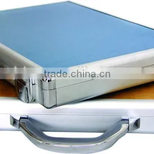 Aluminum Locking Brief Cases thumbnail-1