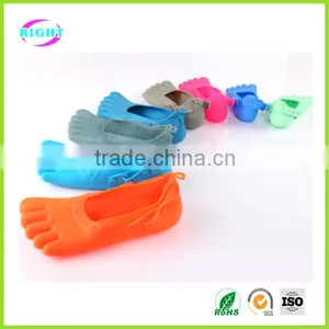 Anti-skidding Silicone Sandals Five Toe Rubber Shoes thumbnail-3