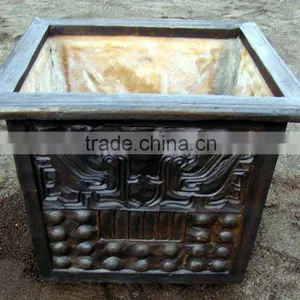 Fiberglass Planter thumbnail-1