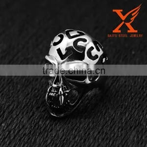 In Stock 2016 Fashion Punk Alien Skull Rings Man 316L Stainless Steel Fashion Jewelry thumbnail-3