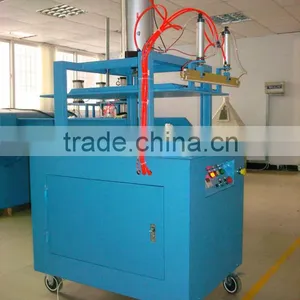 Qingdao High Capacity Pillow Vacuum Packing Machine thumbnail-1