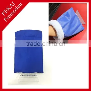 Promotional Gifts Plastic Car Cleaning Gloves Ice Scraper thumbnail-4