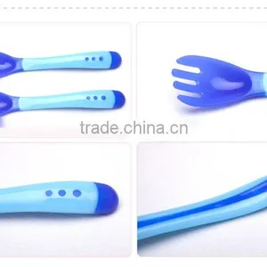 High Quality Temperature Color Changing Silicone Feeding Spoon and Fork for Kids thumbnail-2