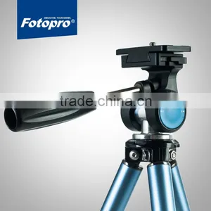 2016 Popular Stainless Steel Professional Lightweight Mini Tripod thumbnail-3