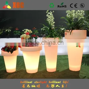 Outdoor and Indoor Decoration LED Lighting Planter Flower Pot thumbnail-3