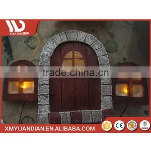 China Wholesale Market Art Work Resin Craft Garden Solar Panel Light thumbnail-2