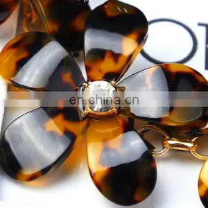 Wholesale Tortoise Shell Jewelry,tortoise Shell Resin Flower Necklace thumbnail-6
