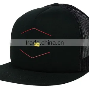 High Quality Factory Customized Sponge Hat 5 Panel Screen Printing Flat Brim Trucker Caps thumbnail-2