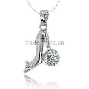 24k White Gold Necklace thumbnail-1
