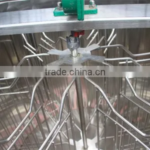 6 Frame Manual Honey Extractor/Honey Extractor thumbnail-4