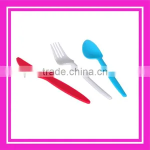 Disposable Spoon and Fork and Knife thumbnail-1