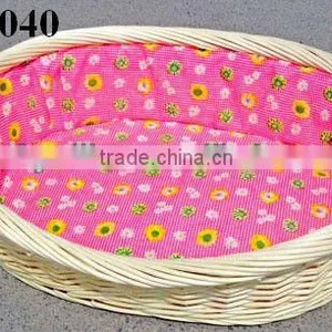 Large Oval Step-In Wicker Baskets for Dogs thumbnail-2
