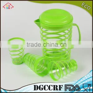 NBRSC Set of 4 Plastic Cold Spiral Water Kettle PS Bottle Double Layer Cups thumbnail-4