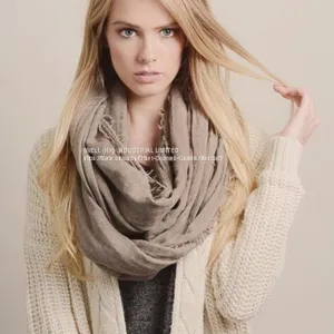Soft Solid Color Cable Circle Infinity Loop Scarf Wholesale thumbnail-1
