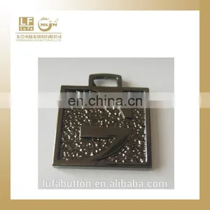 Gun Zipper Puller thumbnail-1