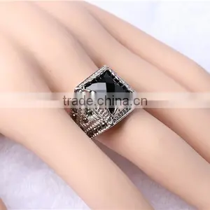 Fashion Silver Stone Ring Designs for Men thumbnail-2