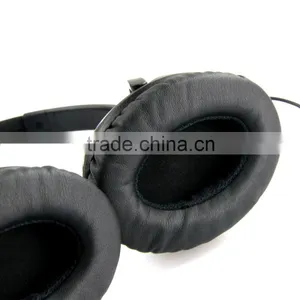 Multi-functional Good Guality Headphones Bluetooth thumbnail-4