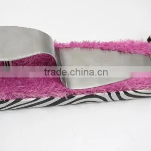 so Lovely and Special Sitting Stool thumbnail-2