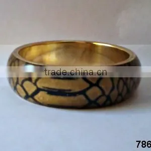 Brass Metal Fashion Bangle Bracelet Painted thumbnail-1
