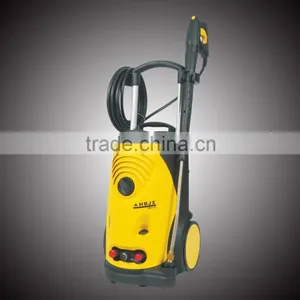Pool Cleaning Tools thumbnail-1