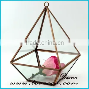 2016 Fashion Design Pyramid Geometric Glass Terrarium / Hand Made Planter / Air Plant Glass Vase thumbnail-2