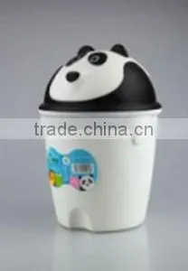 Mini Plastic Trash Can thumbnail-1