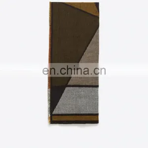 Acrylic Jacquard Ladies Geometric Pattern Winter And Autumn Scarf thumbnail-4