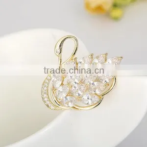 Platinum Plated Designer Swan Brooch With AAA+ Cubic Zircon Micro Pave Setting for Women and Men thumbnail-2
