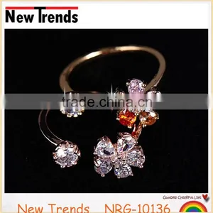 Rose Gold Plated Flower Design Zircon Engagement Ring thumbnail-2