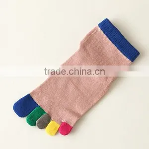 Custom OEM Design Bright Colored Yoga Pilates Toe Socks for Girl Winter Christmas Warm Cotton Toe Socks thumbnail-6