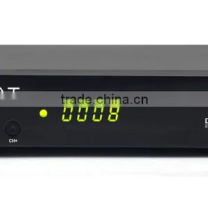 New Arrival Freesat v7 Max Satellite Receiver DVB-S2 1080P HD tv Decoder Support Ccccam Auto Roll Powervu Usb Wifi Youporn thumbnail-4